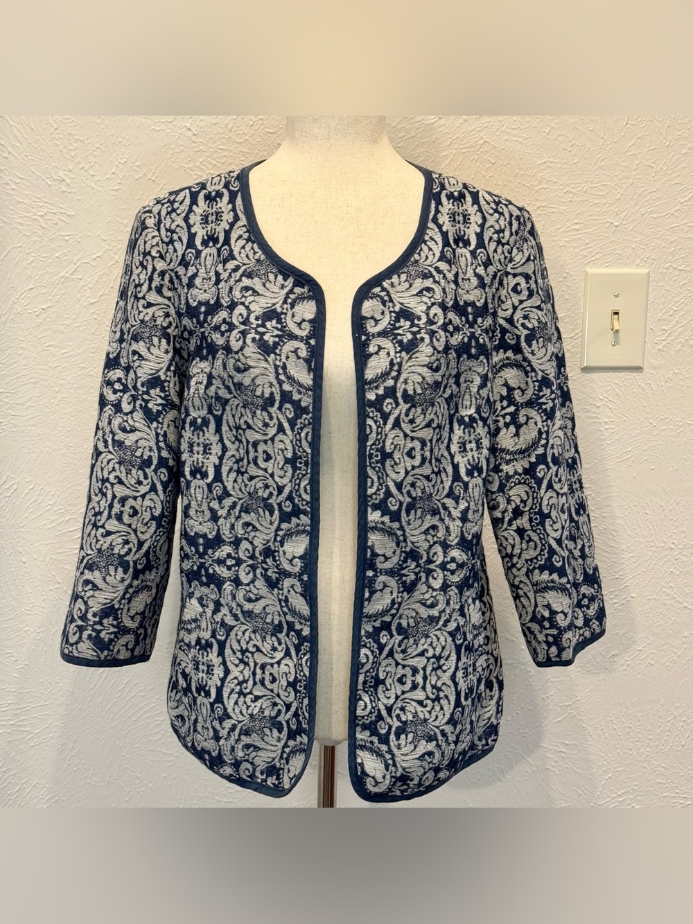Coldwater Creek Blue and Slate Tapestry Patterned Open Front Jacket Size 8